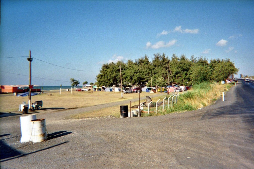 Skaliertes Bild 01_002_24A_Campingplatz_weissabgleich.jpg 