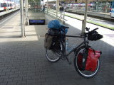 Vorschaubild dscf_F30-2_012853_Fahrrad_im_Bahnhof_Villach.jpg 