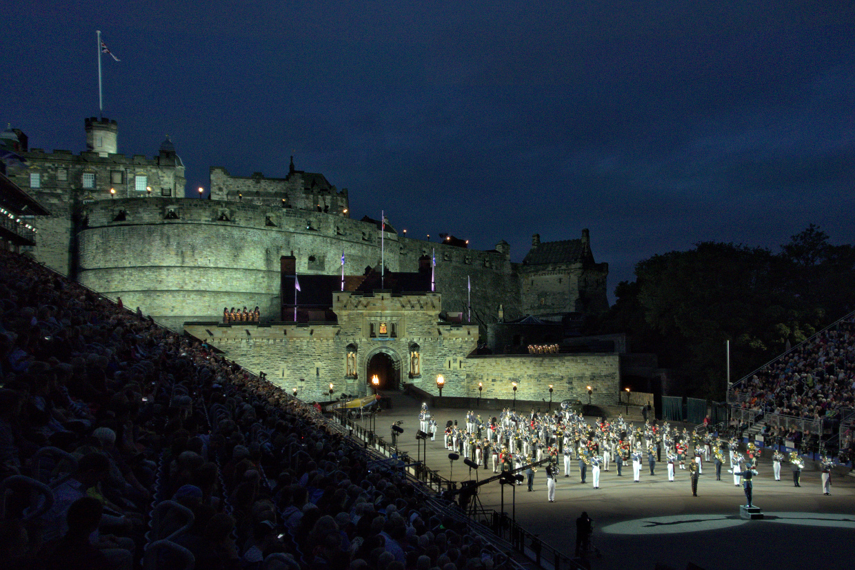 Skaliertes Bild dscRX036482_Edinburgh_Military_Tattoo_-_Dudelsackregiment.jpg 